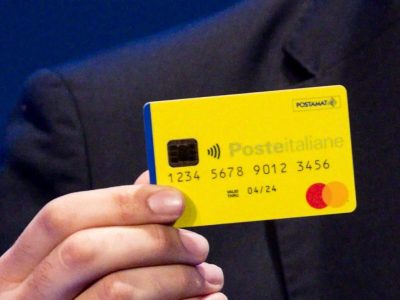 La Lega attacca il reddito di cittadinanza, il M5S: “Cretinate”