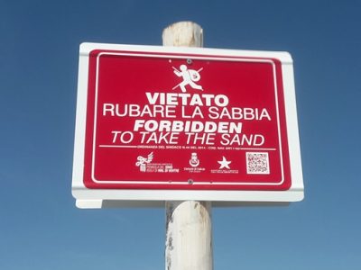 Oristano, recuperati 200 chili di granelli di quarzo rubati a Is Arutas