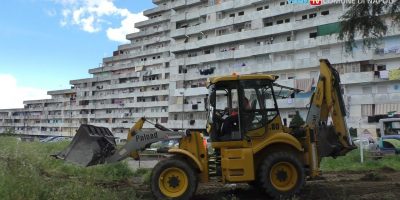 Accoltellato a Scampia, un ragazzo è in prognos...
