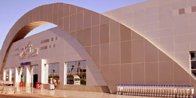 Rientrati in Italia i due trans pugliesi respin...