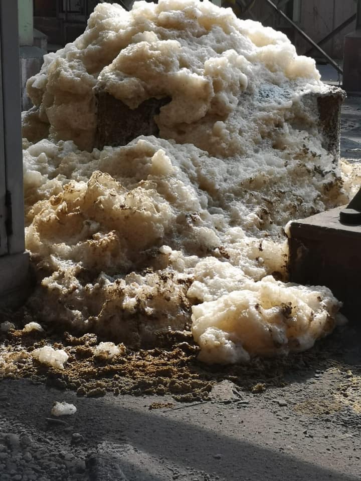 Spuma acciaieria 1ex Ilva - Foto Facebook Luciano Manna