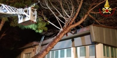 Il maltempo nelle Marche con trombe d’ari...