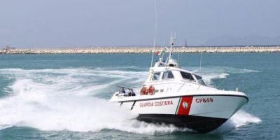 Cinque feriti è il bilancio di uno scontro fra ...