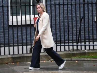 Londra, altra tegola per Johnson: si dimette la ministra del Lavoro