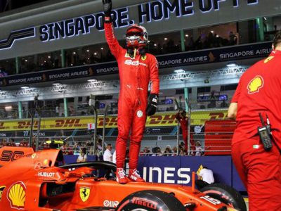Continua il momento magico di Leclerc: pole anche a Singapore