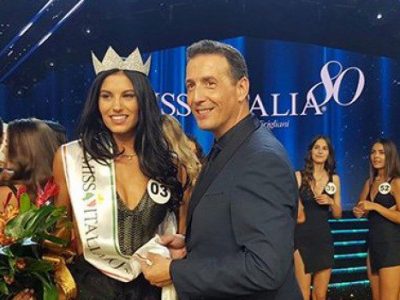 Miss Italia è Carolina Stramare, ventenne di Vigevano