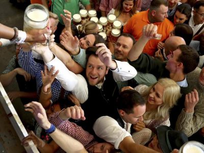 Oktoberfest, a Monaco la fiera popolare più grande del mondo