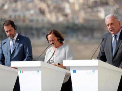 Richiedenti asilo, al vertice Ue raggiunta l’intesa sulla redistribuzione