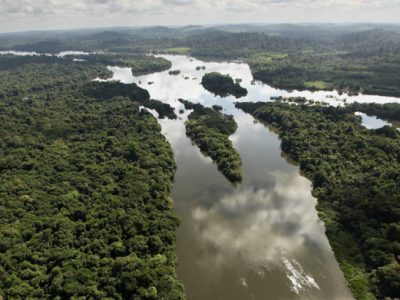 Sette Paesi latini per salvare l’immenso patrimonio dell’Amazzonia