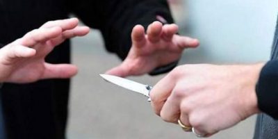 Il battesimo finisce a coltellate, un arresto e...