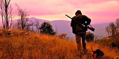 Prima domenica di caccia, apertura fra proteste...