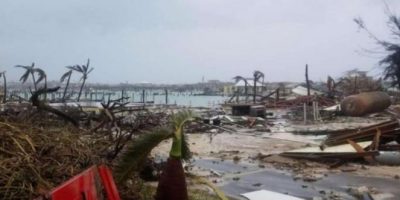 L’uragano Dorian risale a categoria 3 e s...