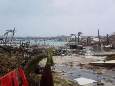 L’uragano Dorian risale a categoria 3 e si affaccia alle coste Usa