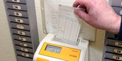 Trenta dipendenti indagati per assenteismo in u...