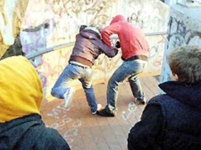 Nei guai gang di minori per rapine e violenze su loro coetanei