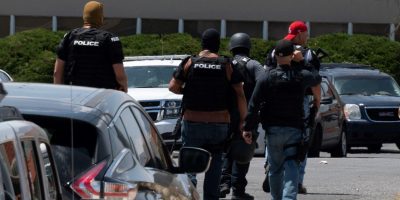 Ucciso l’uomo che sparò in Texas fuggendo...