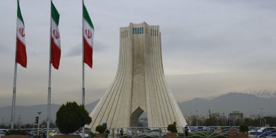 Iran, disimpegno dall’accordo sul nuclear...