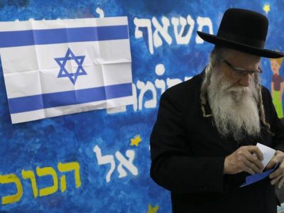 Israele, è testa a testa fra Likud e Blu Bianco, la maggioranza della Knesset