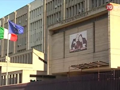 Inchiesta su illeciti e assegnazioni indebite in cambio di voti