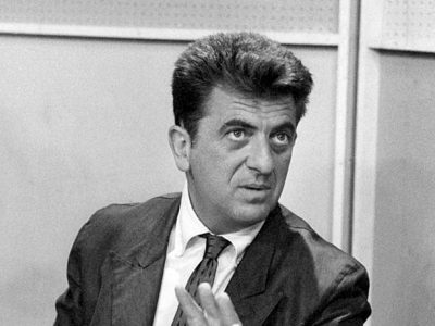 Napoli, a Nanni Loy dedicata l’area antistante l’Accademia delle Belle Arti