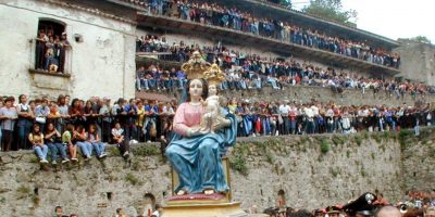 Il nipote del boss cerca di infiltrarsi fra i &...