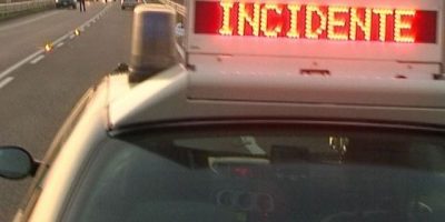 Castel Volturno, tre africani muoiono in un inc...