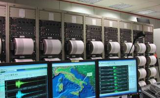 Sequenza sismica epicentro a Norcia, la gente f...