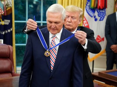 Al campione NBA Jerry West conferita la medaglia della Libertà