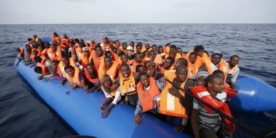 Continuano gli sbarchi e le “tarantelle&#...