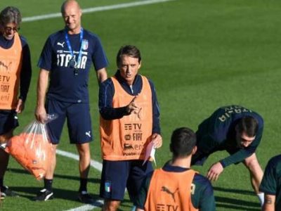 Italia-Grecia: ballottaggio tra Bernardeschi e Barella