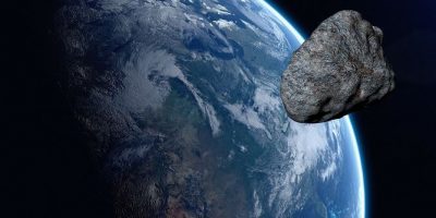 Un asteroide del diametro di mezzo km visibile ...