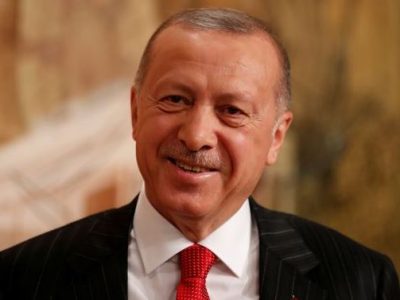 Il ricatto di Erdogan all’Ue: “Se ci ostacolate, vi mandiamo i profughi”