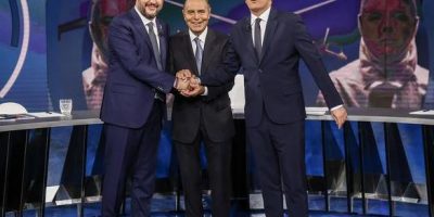 Renzi vs Salvini: duello tv stasera tra i due &...