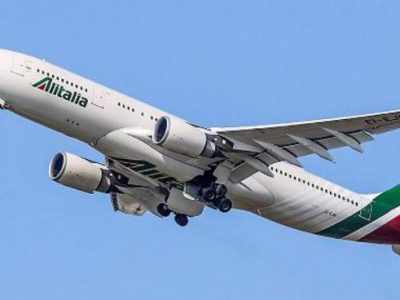 Alitalia, proposta entro il 15 ma la situazione stagna, e oggi c’è lo sciopero dei voli