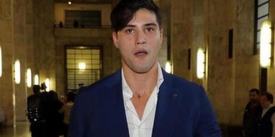 Indagato Niccolò Bettarini, avrebbe diffamato i...