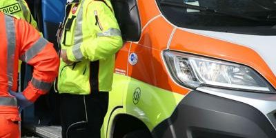 Autobus contro albero a Roma, numerosi i contusi