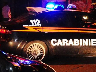 Pregiudicato uccide a coltellate un conoscente e si costituisce