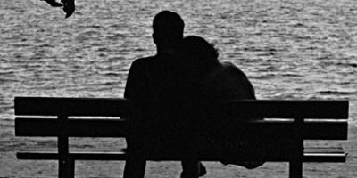 Lei perde la memoria, e lui scrive un libro sul...