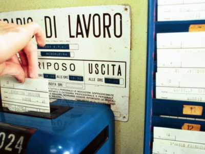 Esibì certificati medici falsi, docente è accusato di truffa ai danni dello Stato