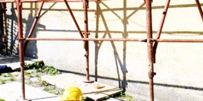 Precipita da un’impalcatura, purtroppo so...