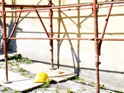 Precipita da un’impalcatura, purtroppo sono inutili i soccorsi