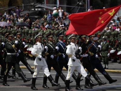 Hong Kong, la governatrice fa l’occhiolino ad un intervento diretto cinese