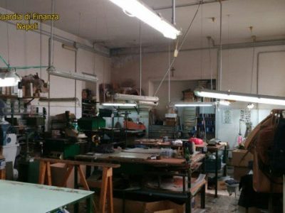 Pelletteria sequestrata a Napoli per rifiuti cancerogeni