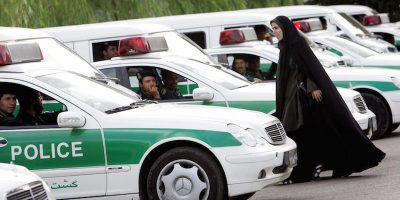 Rilasciati dall’ Iran i tre blogger austr...