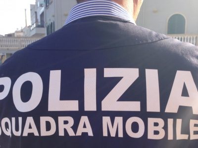 Maltrattamenti al figlio della compagna. Arrestato un 24enne