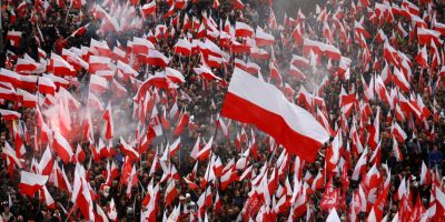 La Polonia tiene la barra a destra con la confe...