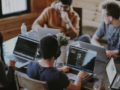 Segnali dal Futuro con #SIOS19 per connettersi in questo tempo