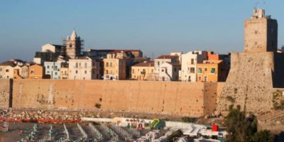 Turista svedese cade dalle mura di Borgo Antico...