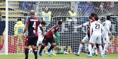 Cagliari sempre più sorprendente: 5 gol alla Viola