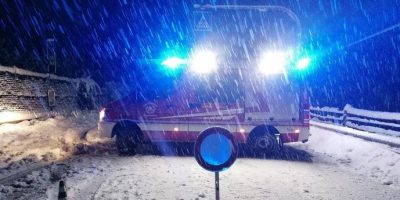 Maltempo: allerta rossa in tre regioni, arancio...